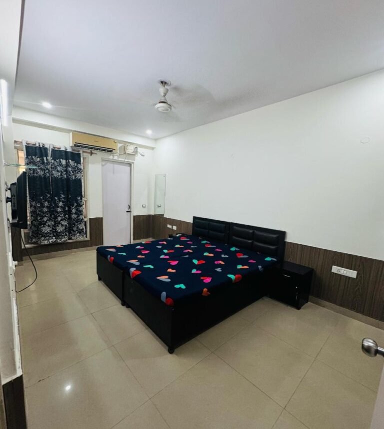 WhatsApp Image 2025-12-11 at 04.01.00