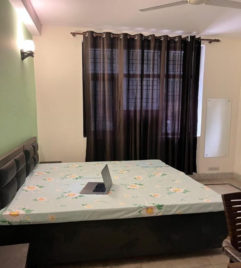 Boys PG in sector 40